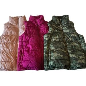 BOGO! Lot of Puffy Vests (Size L)